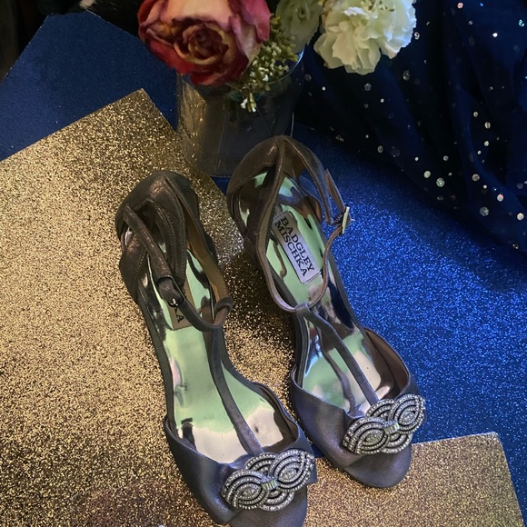 BADGLEY MISCHKA PEWTER METALLIC LEATHER WEDGE BEJEWELED Heels GORG LUX BRIDAL - Picture 5 of 11